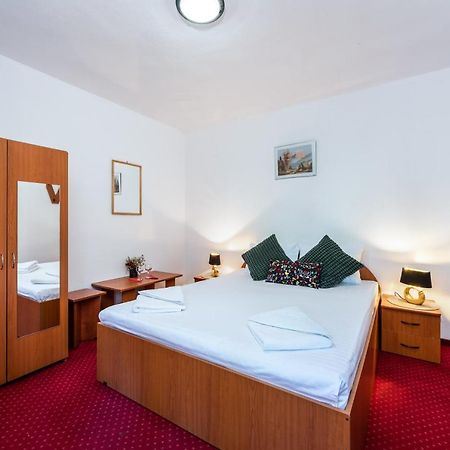 Pensiunea Ursuletul Paddington Predeal Exterior photo